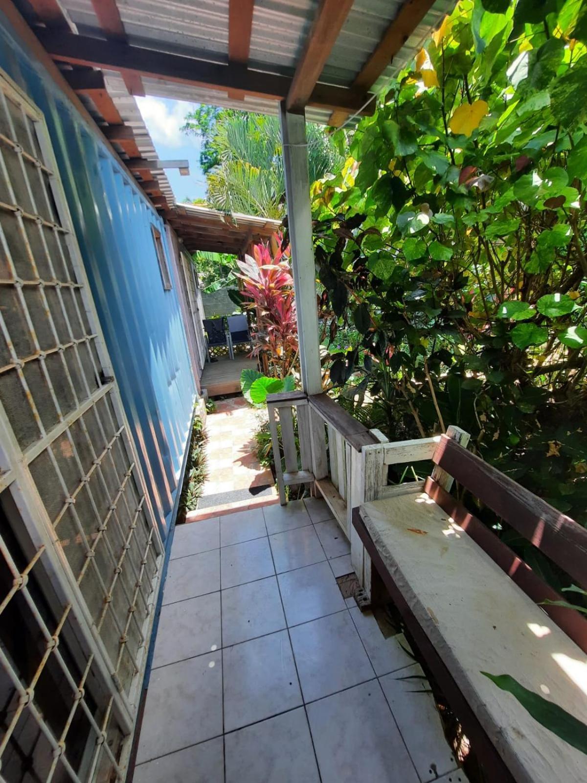 Roatan Backpackers' Hostel Sandy Bay Esterno foto