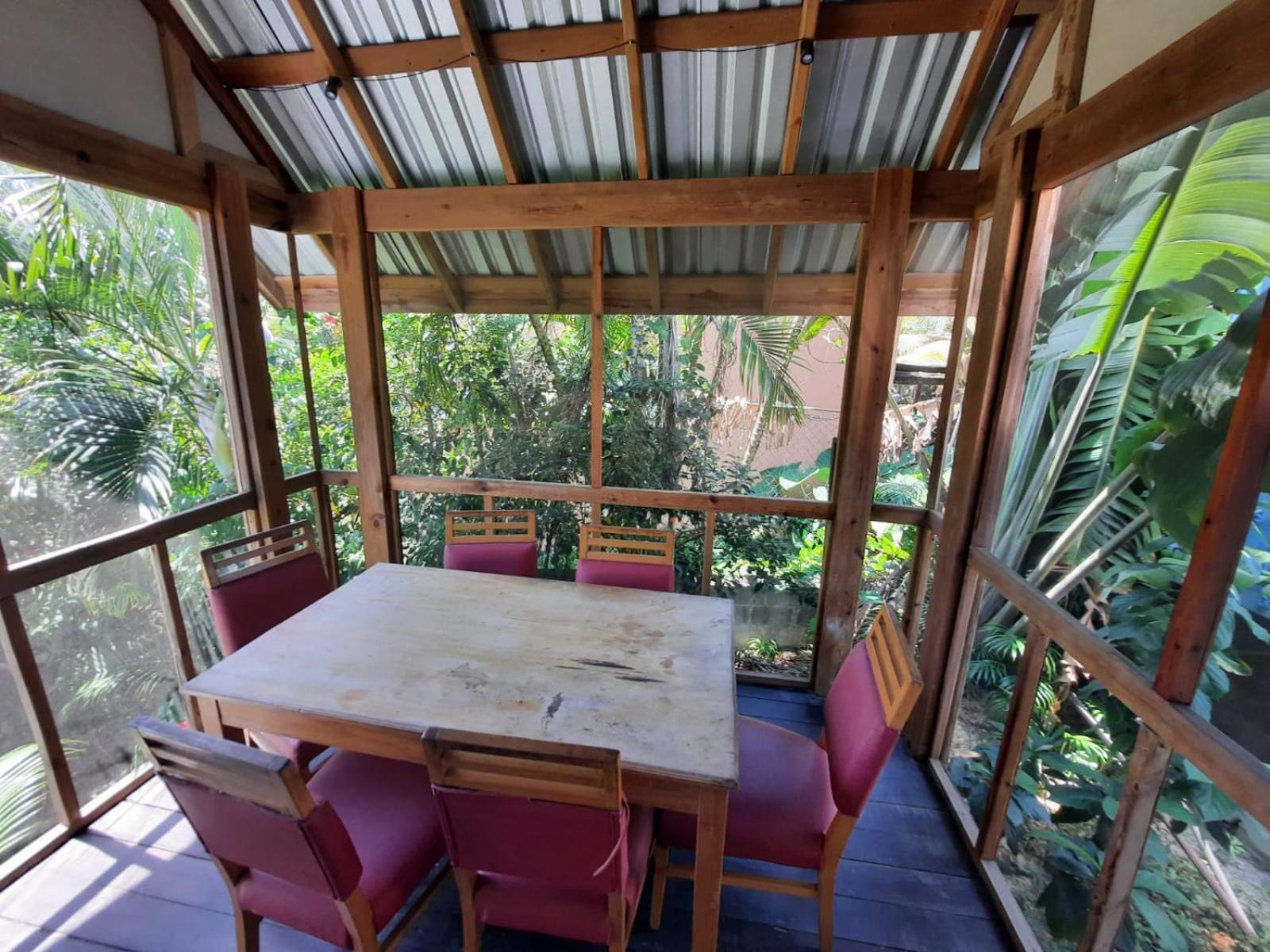 Roatan Backpackers' Hostel Sandy Bay Esterno foto