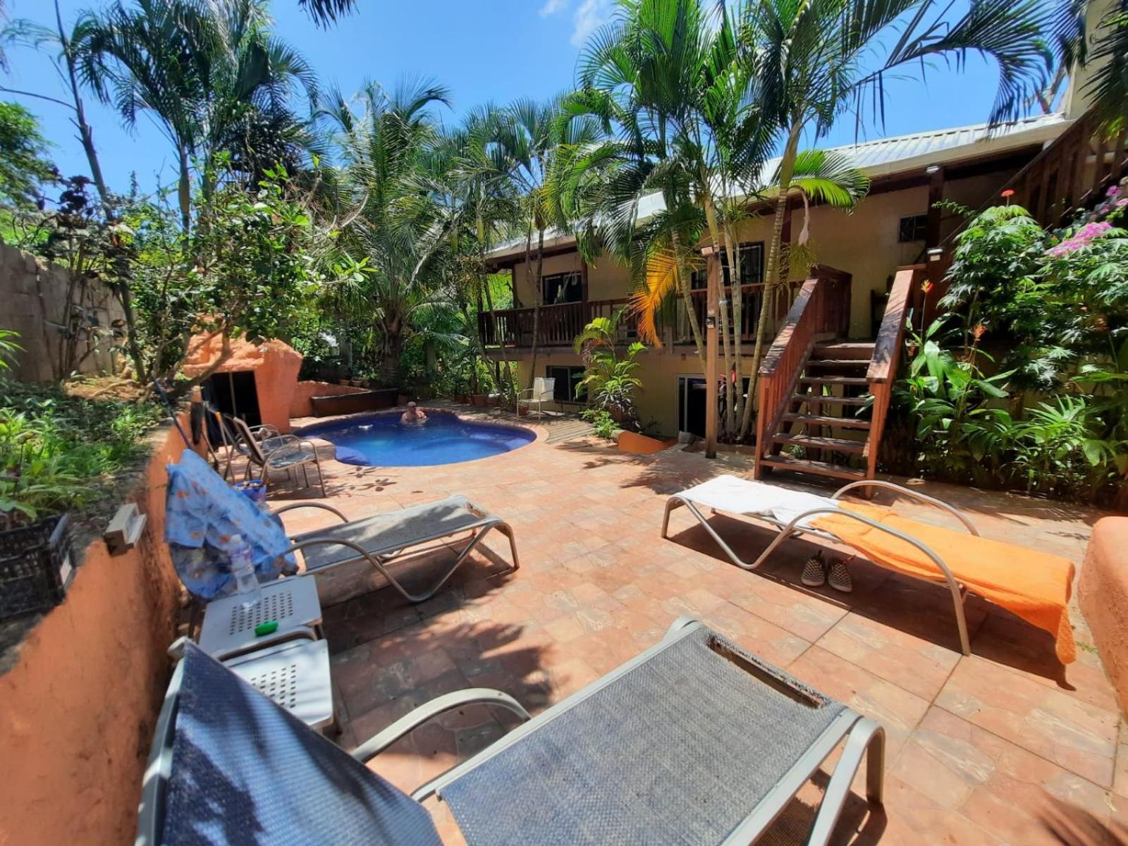 Roatan Backpackers' Hostel Sandy Bay Esterno foto