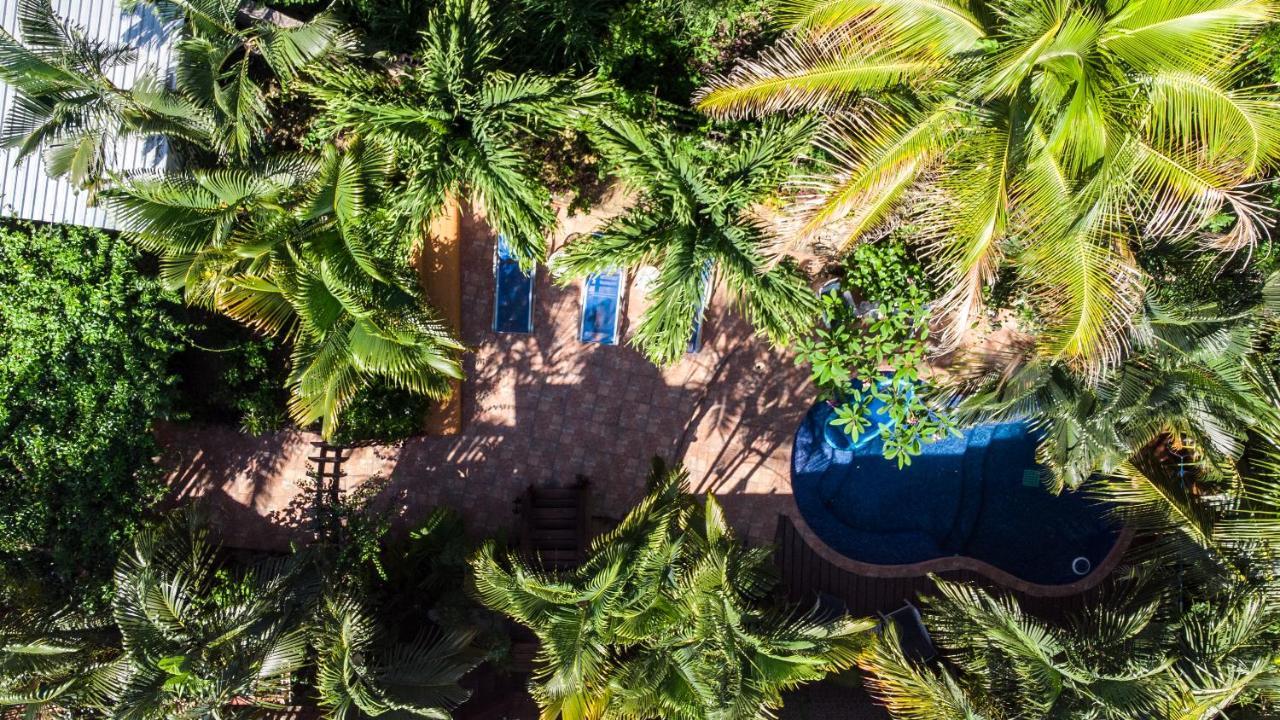 Roatan Backpackers' Hostel Sandy Bay Esterno foto