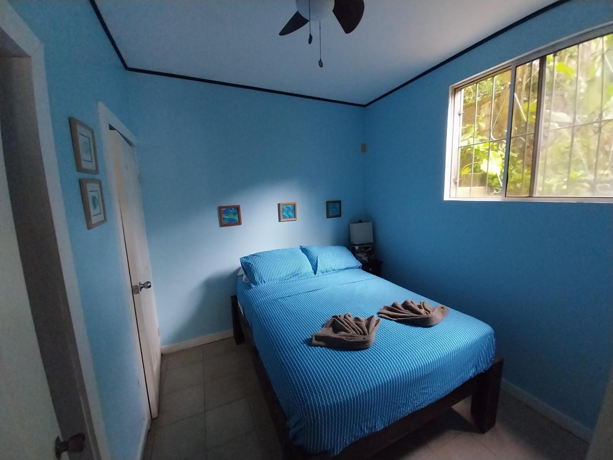 Roatan Backpackers' Hostel Sandy Bay Esterno foto