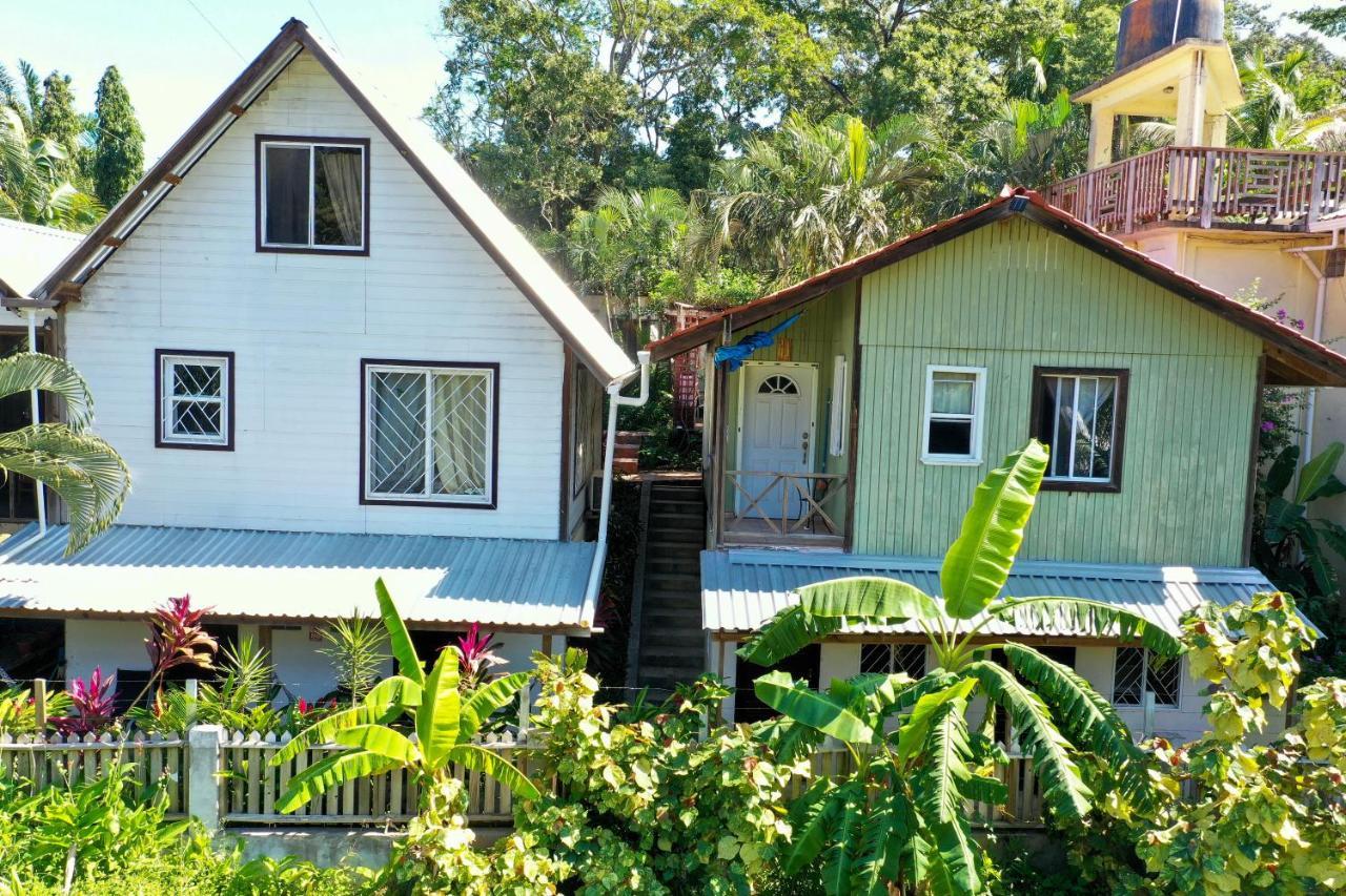 Roatan Backpackers' Hostel Sandy Bay Esterno foto