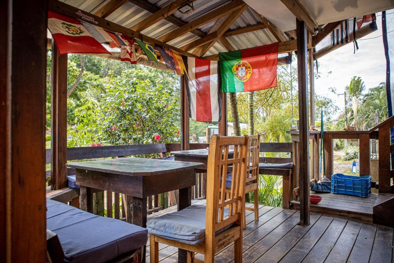 Roatan Backpackers' Hostel Sandy Bay Esterno foto